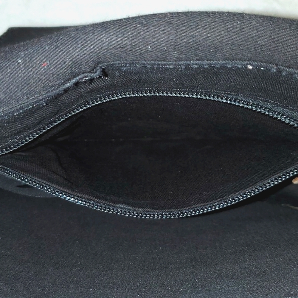 Day & Mood Leather Irene Vintage Crossbody Leather Front Flap Messenger Bag - Picture 10 of 14